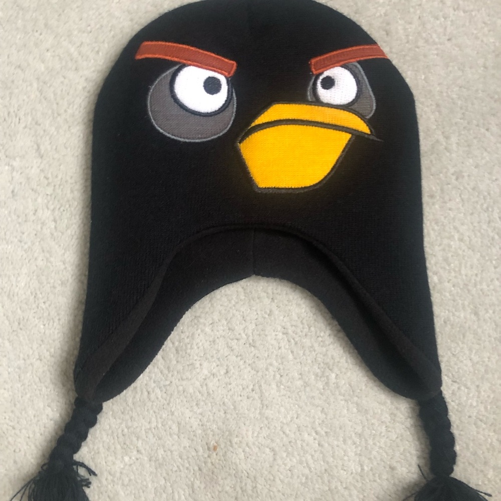 3/$15 💣 Black Angry Birds Winter Hat | size 2-3y 💣